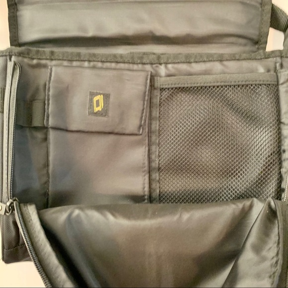Targus Laptop/Tablet Bag - Picture 5 of 7